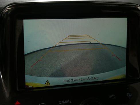 Used 2015 Chevrolet Volt w/ Enhanced Safety Package 1 FWD image 33