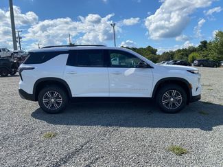 New 2026 Chevrolet Traverse LT video 2