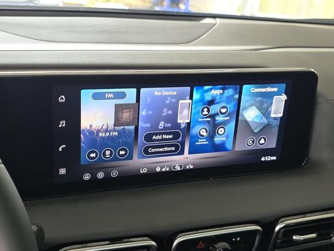 New 2026 Nissan Sentra SV w/ SV Convenience Package FWD image 16