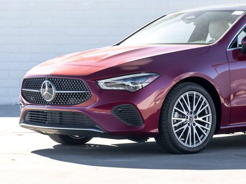 Used 2026 Mercedes-Benz CLA 250 image 5