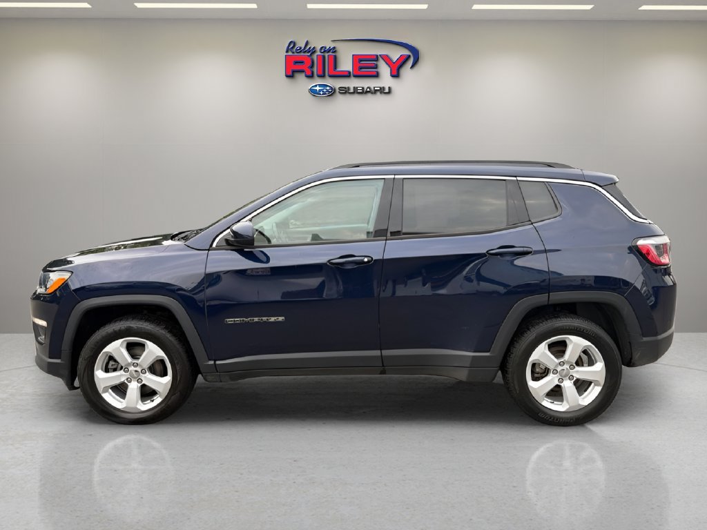 Used 2019 Jeep Compass Latitude w/ Cold Weather Group FWD image 2