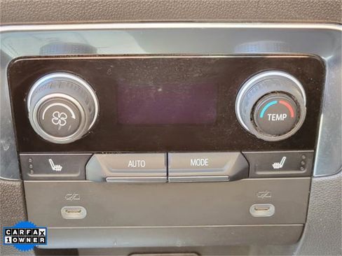 Used 2021 Chevrolet Suburban High Country image 16