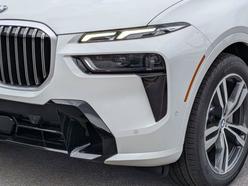 New 2027 BMW X7 xDrive40i w/ M Sport Package AWD/4WD image 9