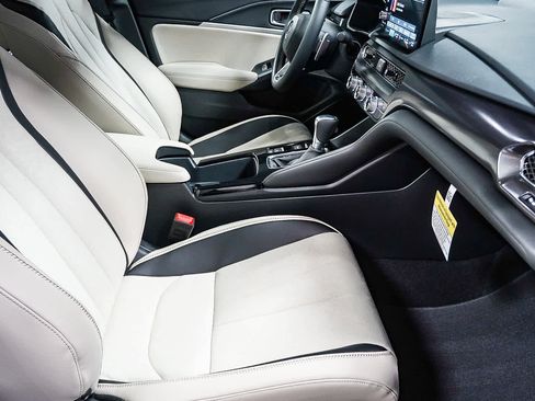 Used 2025 Acura Integra A-Spec image 19