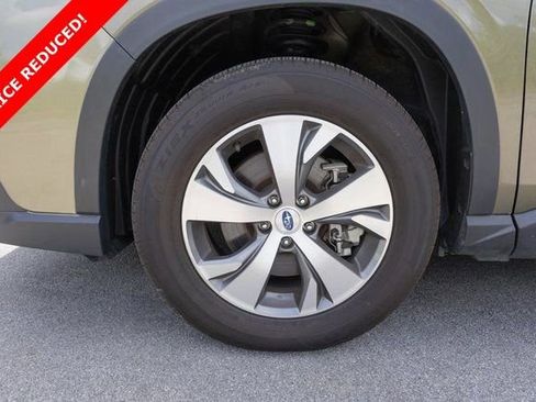 Used 2024 Subaru Ascent Premium w/ Convenience Package AWD/4WD image 5