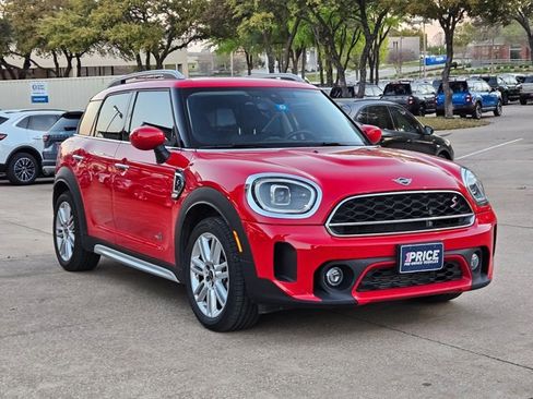Used 2024 MINI Cooper Countryman S w/ Storage Package image 3