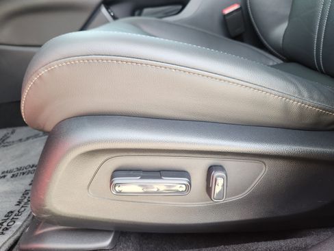 Certified 2024 Honda HR-V EX-L image 24