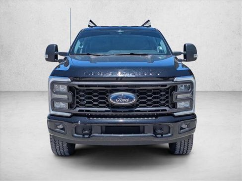 Used 2024 Ford F250 XL w/ STX Appearance Package AWD/4WD image 2