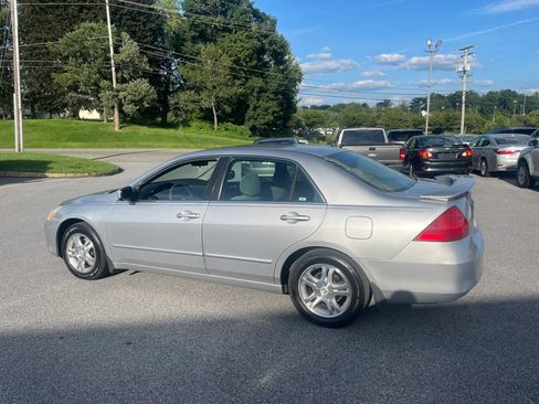 Used 2007 Honda Accord SE image 11