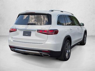 New 2026 Mercedes-Benz GLS 450 4MATIC video 2