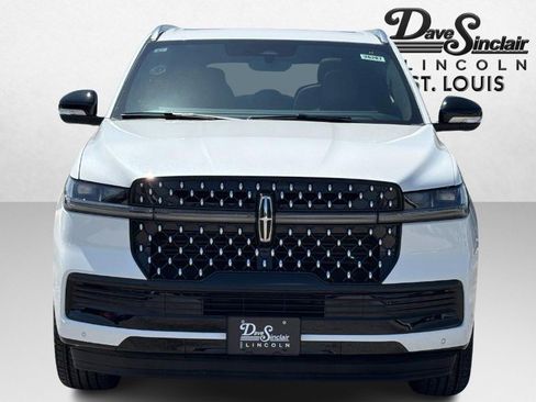 New 2026 Lincoln Navigator L Black Label AWD/4WD image 8