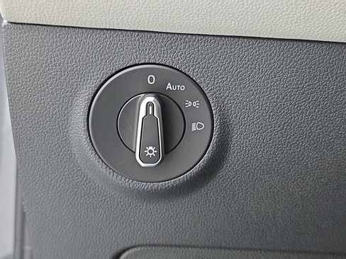 New 2026 Volkswagen Taos SEL AWD/4WD image 25