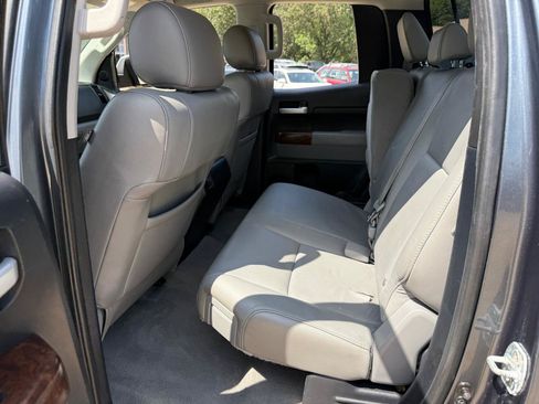 Used 2010 Toyota Tundra Limited AWD/4WD image 19