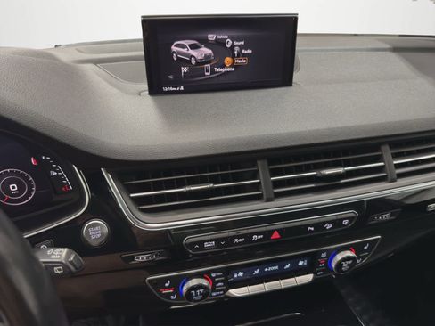 Used 2017 Audi Q7 3.0T Premium Plus image 19