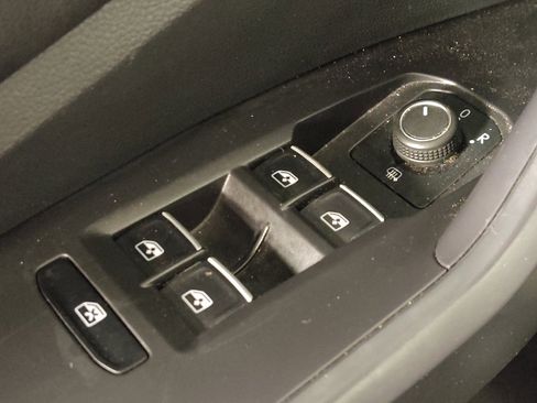 Used 2024 Volkswagen Jetta S image 27