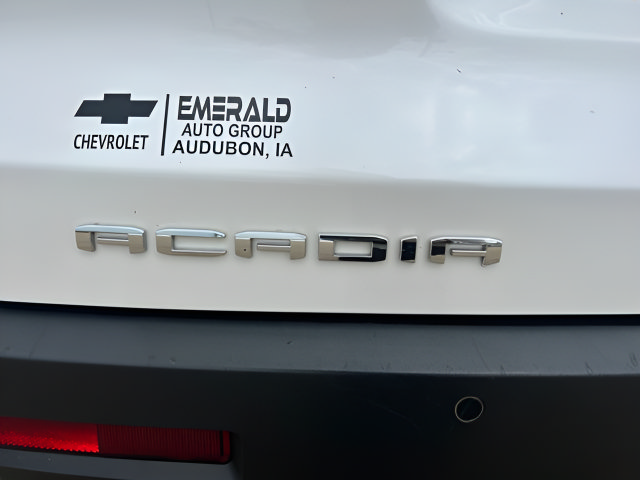 Used 2020 GMC Acadia AT4 w/ GMC Pro Grade Package AWD/4WD image 29
