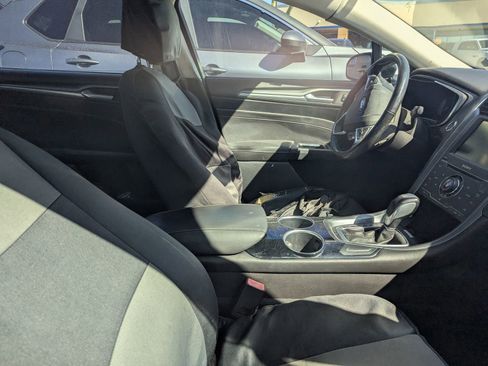 Used 2013 Ford Fusion Titanium image 7