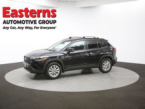 Used 2022 Toyota Corolla Cross LE image 54