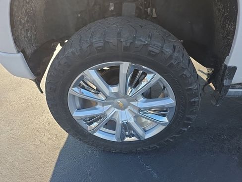 Used 2022 Chevrolet Silverado 1500 High Country image 11