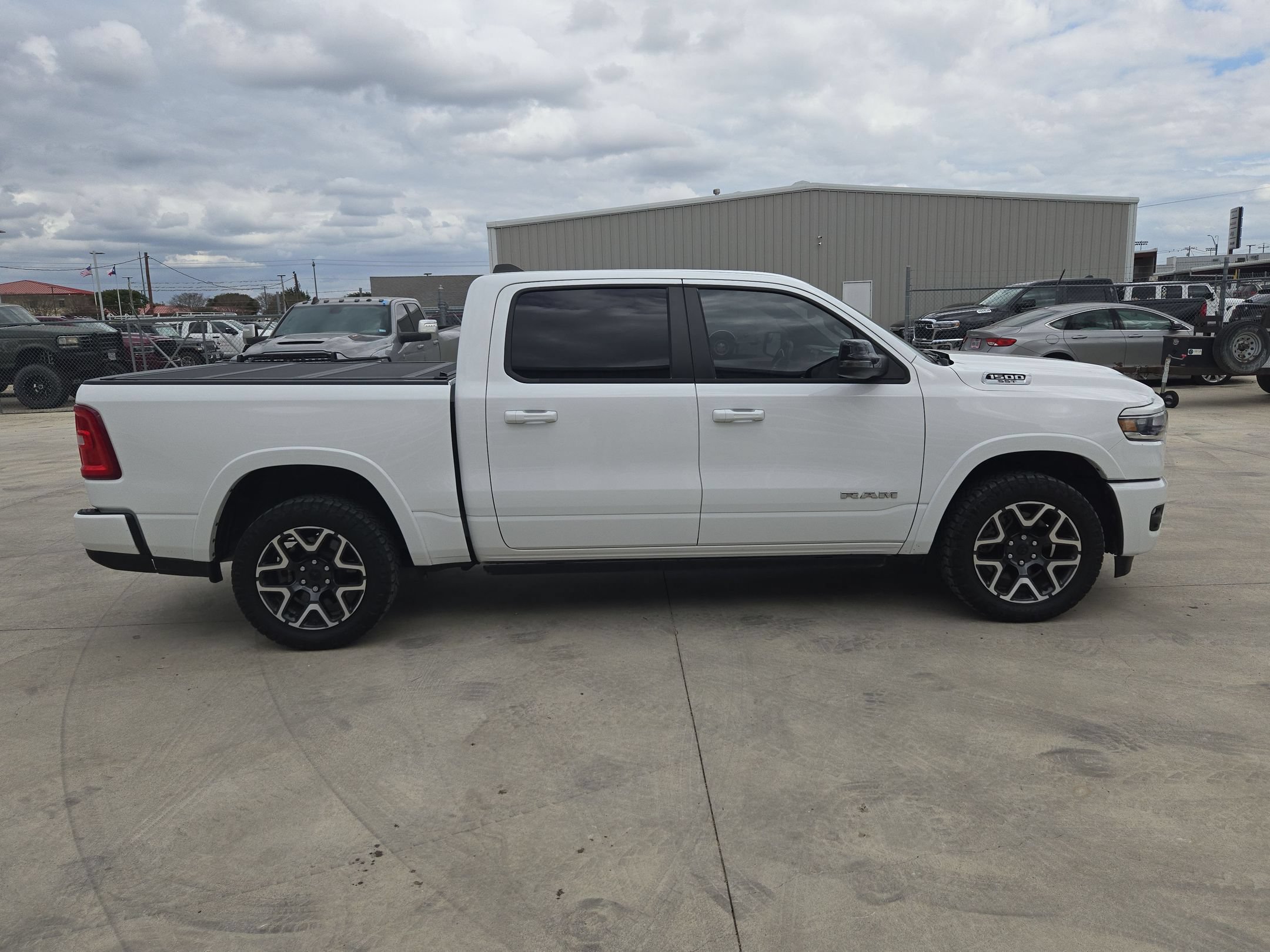 Used 2025 RAM 1500 Laramie w/ Laramie Southwest Edition AWD/4WD image 2