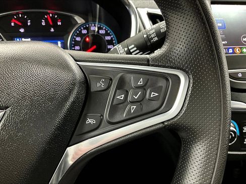 Used 2023 Chevrolet Equinox LT image 24