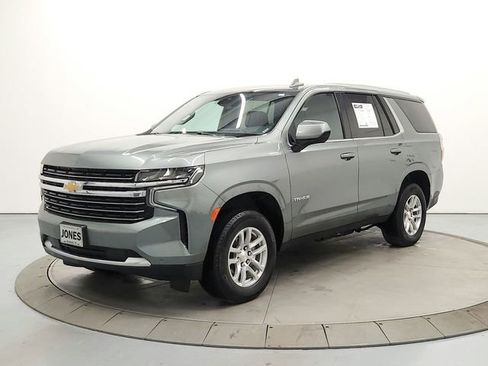 Used 2024 Chevrolet Tahoe LT image 3
