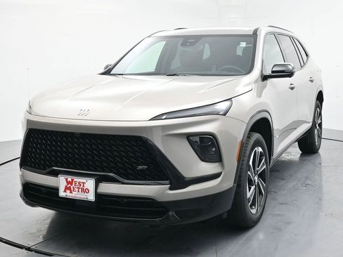 New 2026 Buick Enclave Sport Touring image 2