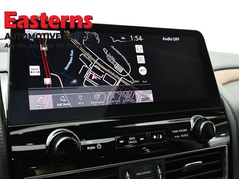 Used 2024 Nissan Armada SL w/ Captain's Chairs Package image 21