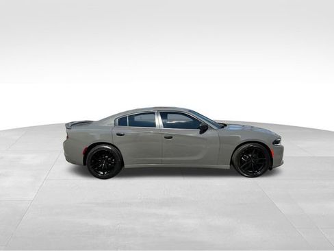 Used 2018 Dodge Charger SXT Plus w/ Quick Order Package 29J image 6