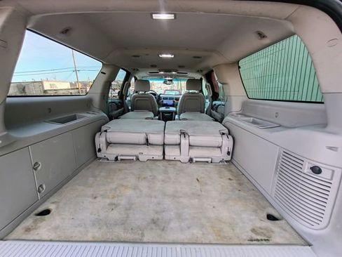 Used 2007 Chevrolet Suburban 2500 LT w/ LT Preferred Equipment Group image 54