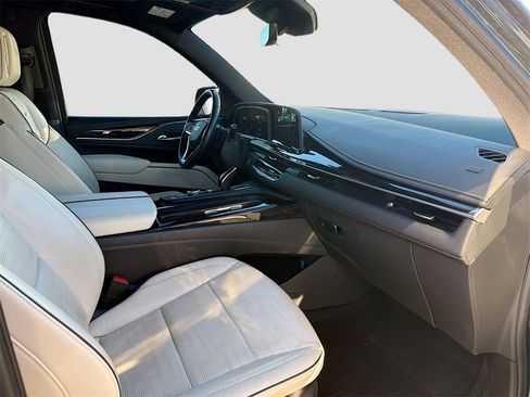 Used 2021 Cadillac Escalade Sport image 15