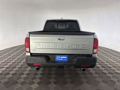 Certified 2025 Honda Ridgeline RTL image 9