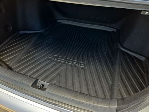 Used 2025 Honda Accord SE image 30