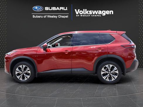 Used 2021 Nissan Rogue SV AWD/4WD image 4