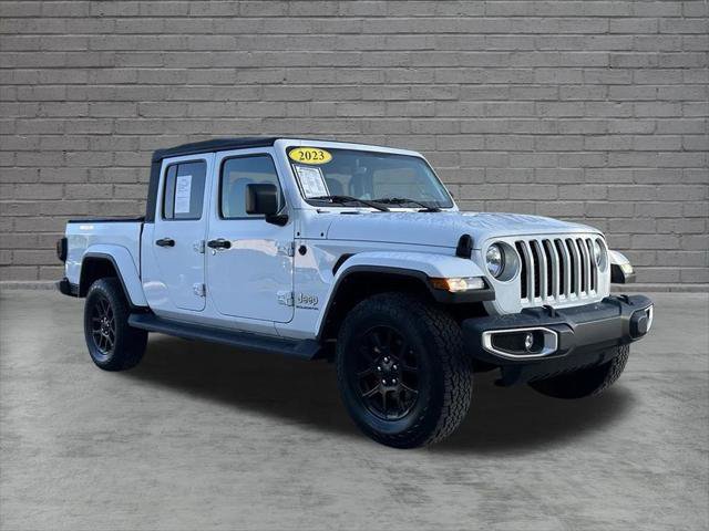 Certified 2023 Jeep Gladiator Overland AWD/4WD image 4