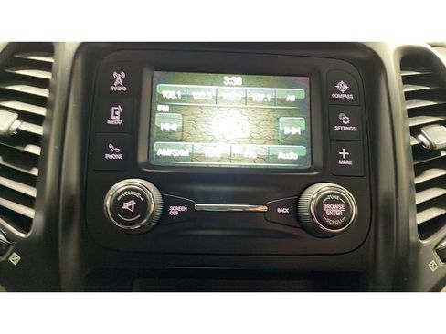 Used 2016 Jeep Cherokee Sport image 12