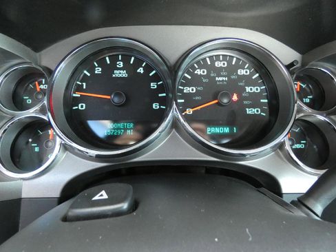 Used 2012 Chevrolet Silverado 2500 W/T image 18