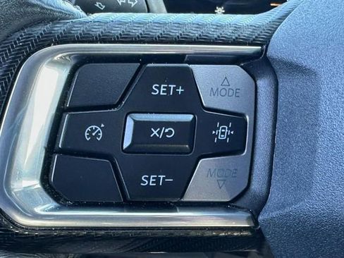 Used 2024 Ford Mustang Premium image 20