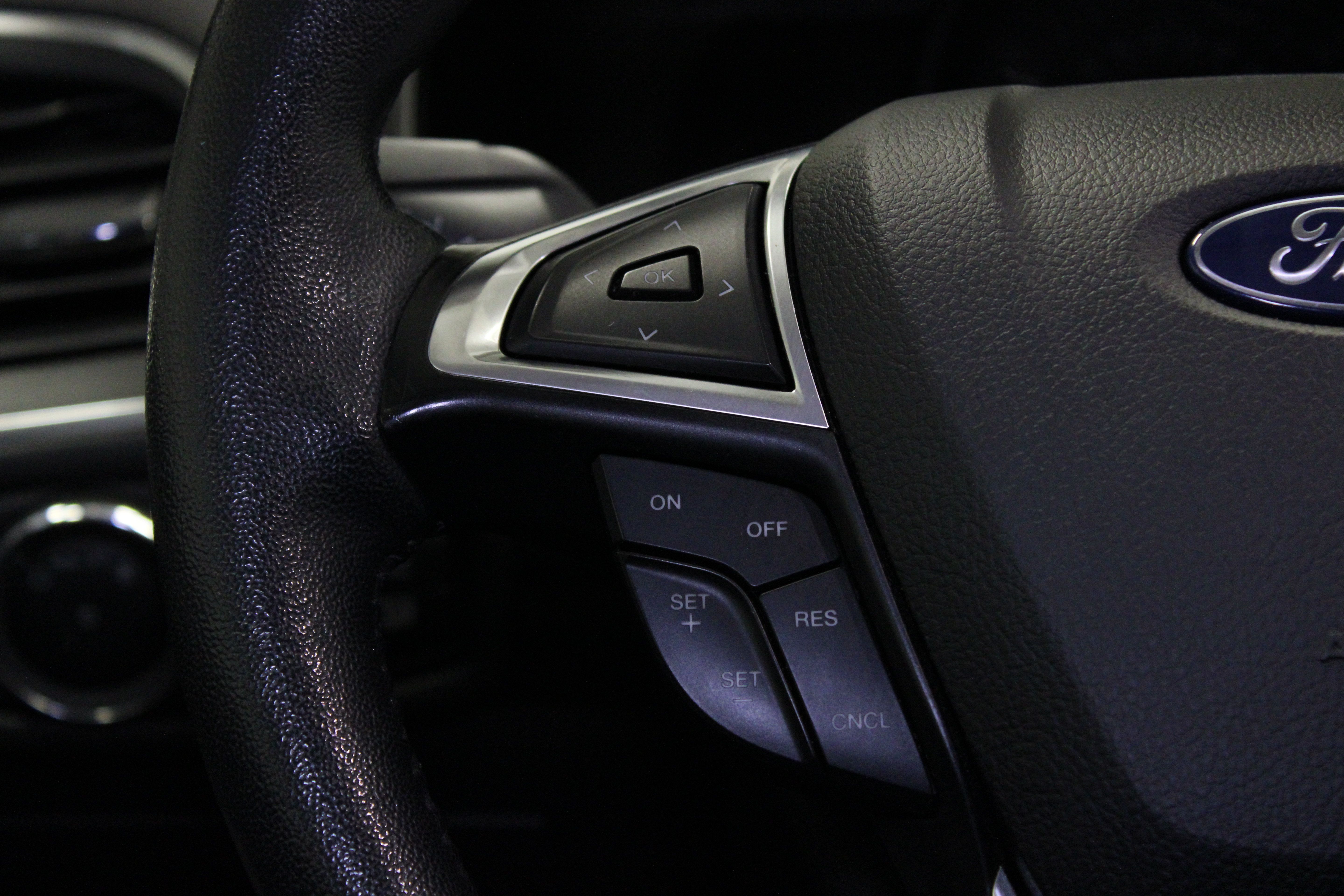 Used 2024 Ford Edge Titanium AWD/4WD image 22