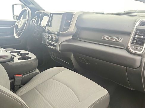 Used 2024 RAM 2500 Big Horn image 27