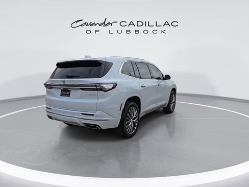 Used 2026 Buick Enclave Avenir w/ Super Cruise Package FWD image 8