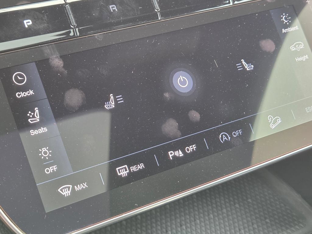 Used 2023 Maserati Grecale Modena AWD/4WD image 23