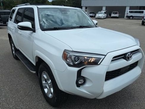 Used 2023 Toyota 4Runner SR5 Premium w/ Moonroof Package RWD image 2