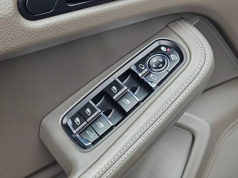 Used 2018 Porsche Macan S AWD/4WD image 10