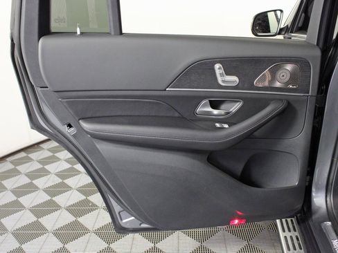Certified 2025 Mercedes-Benz GLS 450 4MATIC image 27