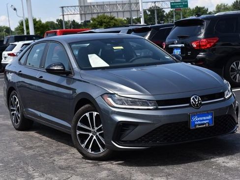Certified 2025 Volkswagen Jetta Sport FWD image 2