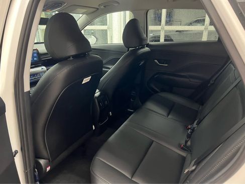 New 2026 Hyundai Kona SEL Premium image 18