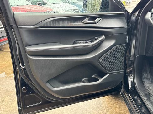 Certified 2024 Jeep Grand Cherokee L Laredo image 16