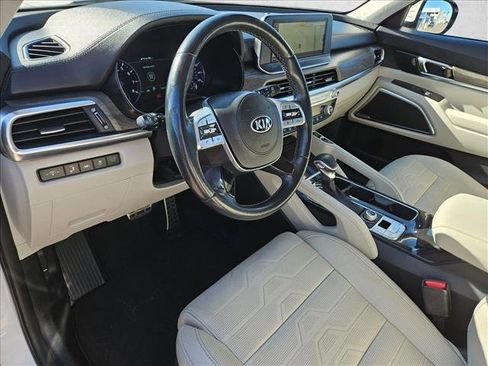 Used 2020 Kia Telluride SX w/ SX Prestige Package image 11