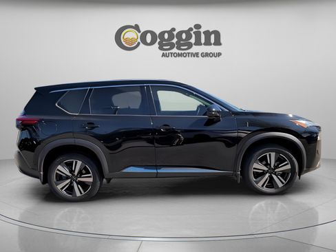 Used 2023 Nissan Rogue SL w/ SL Premium Package image 15